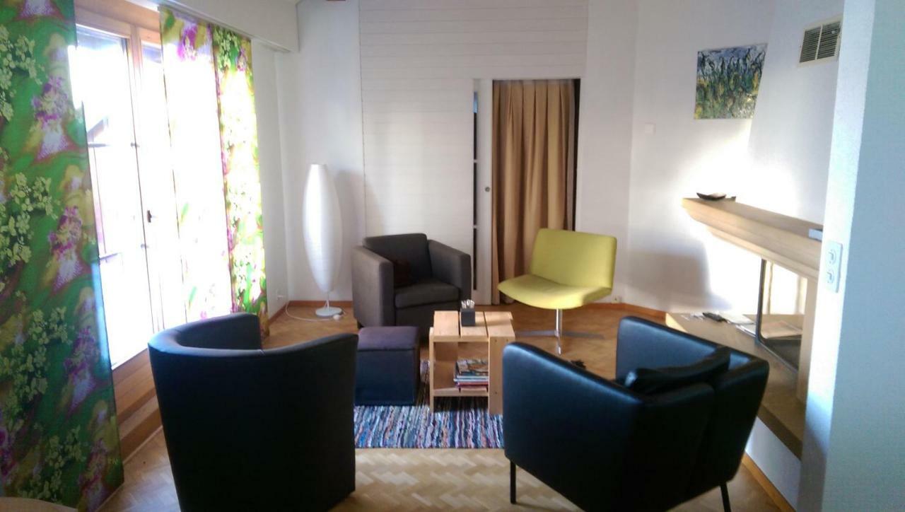 La Petite Fleur Apartamento Enges Exterior foto